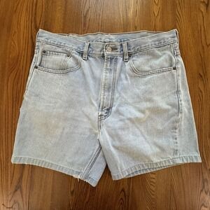 Vintage Levi's 505 Blue Light Wash Denim Regular‎ Fit Jean Shorts Jorts Size 38